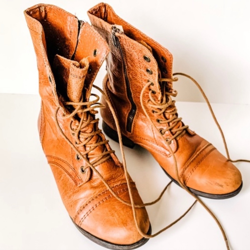 Steve Madden Combat boots